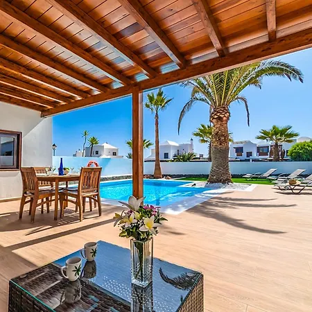 Axular With Heated Private Pool Dom wakacyjny