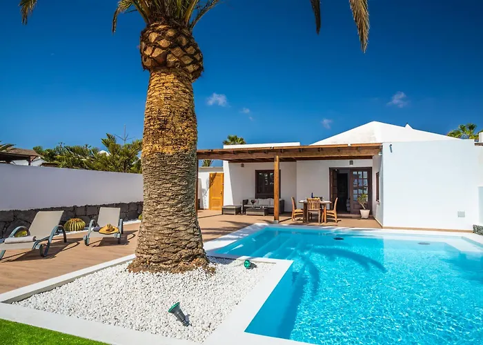 Axular With Heated Private Pool Holiday home *