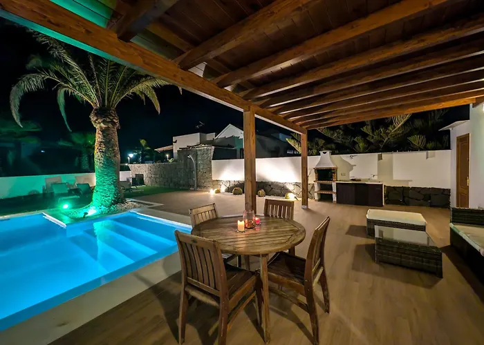 Axular With Heated Private Pool Holiday home Playa Blanca (Lanzarote)