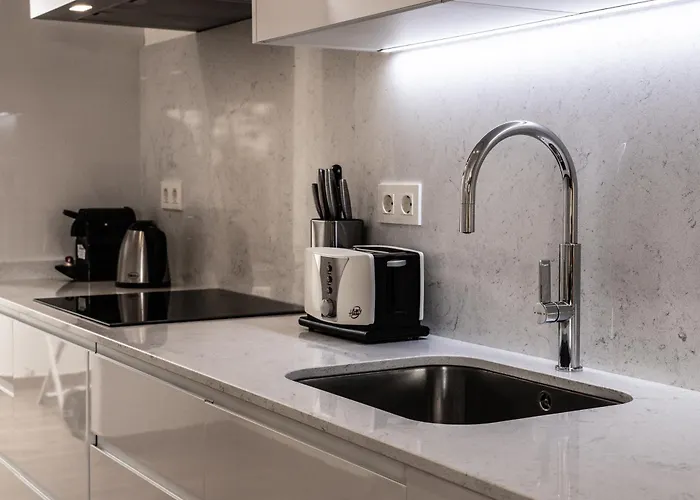 Axular With Heated Private Pool بيت للعطل